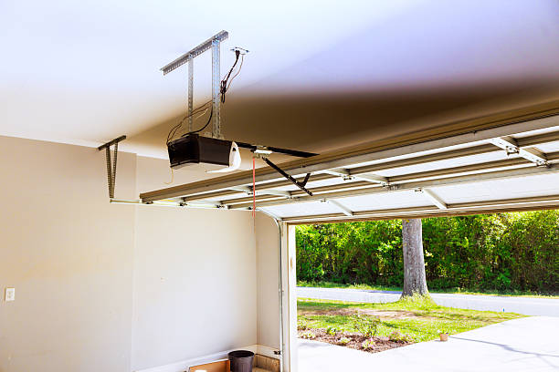 Top rated local Garage Door Roller Replacement specialists in Landmark, AR